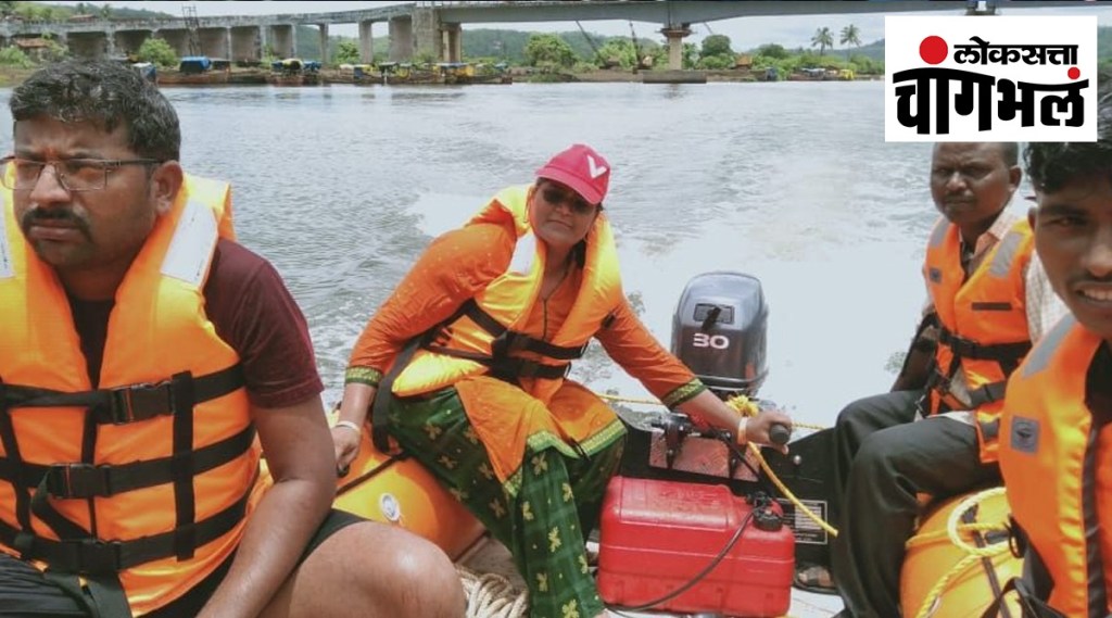 in disaster management team a lady has responsibility of sailing the boat in Konkan