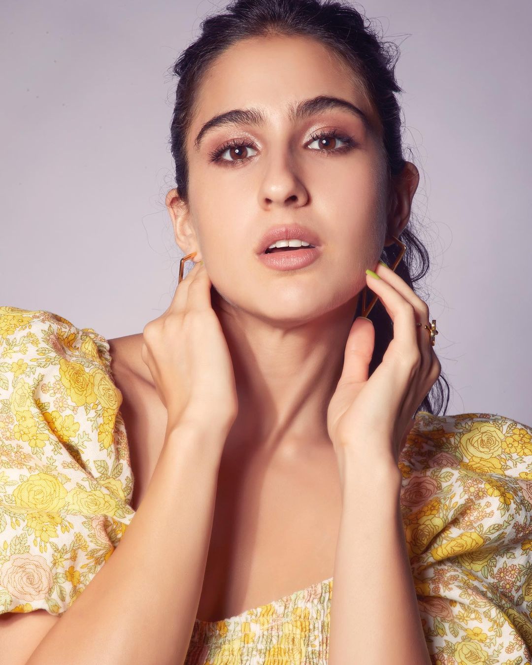 Sara Ali Khan Amrita Singh Italy Vacation Photos