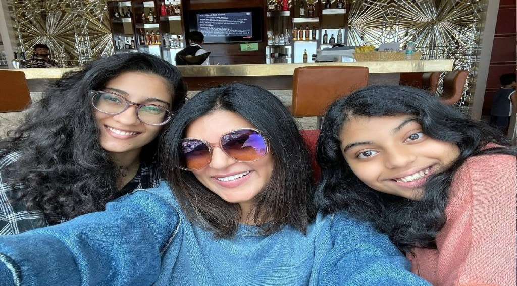 Sushmita-sen-daughters-new