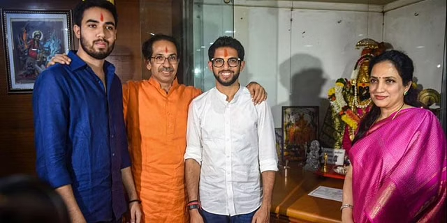 Uddhav Thackeray Birthday Rashmi Thackeray Love Story