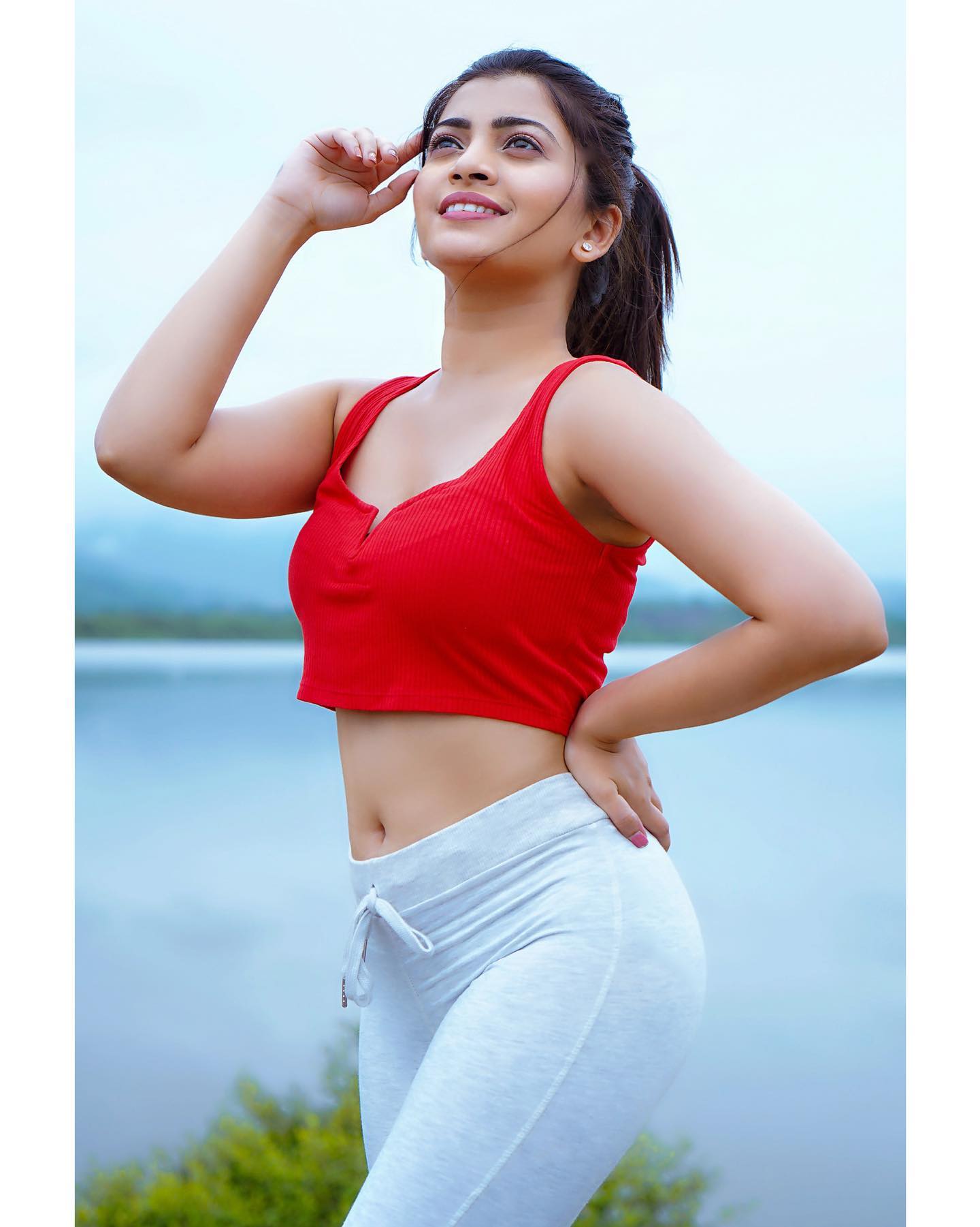 marathi actress ruchira jadhav bold photoshoot