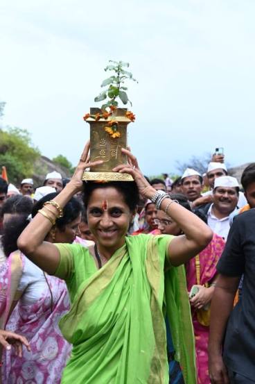 येत्या २९ जुलैपासून हा कार्यक्रम प्रक्षेपित केला जाणार आहे. या कार्यक्रमाच्या पहिल्या भागात खासदार सुप्रिया सुळे यांनी हजेरी लावली.