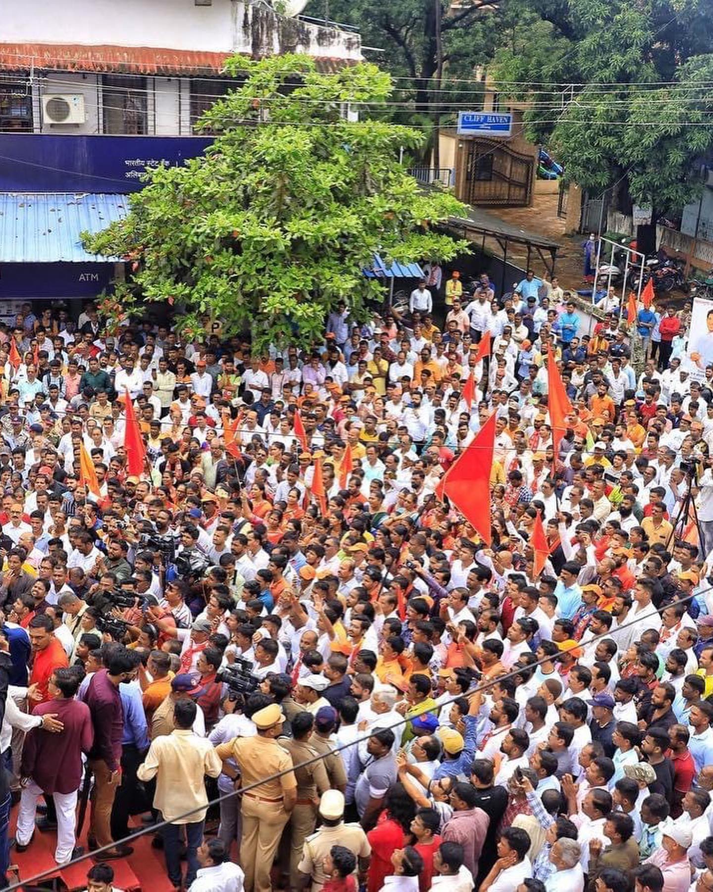 Aaditya Thackeray shivsanvad yatra at alibaugh