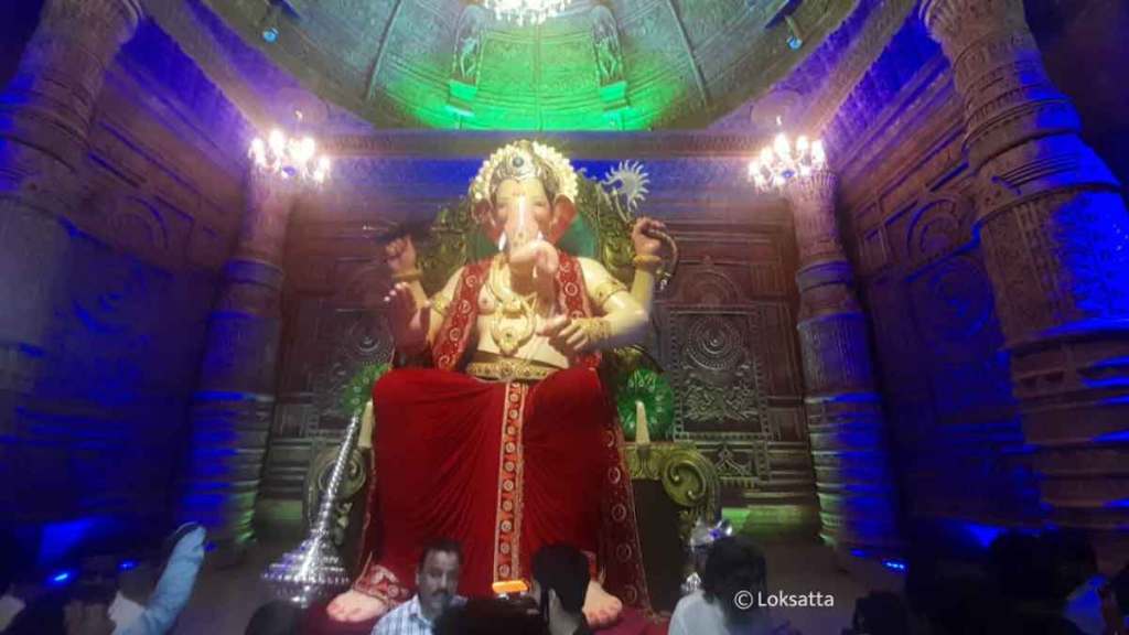 Lalbaugcha-Raja