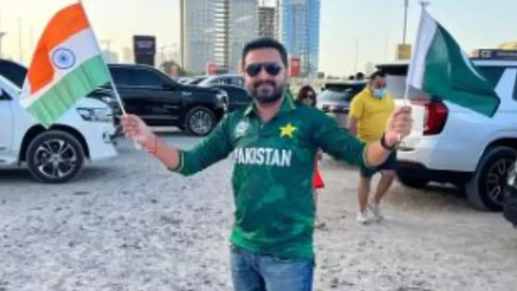 Indian fan with pakistani jersey