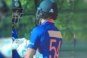 Shikhar Dhawan wore Shardul Thakur jersey