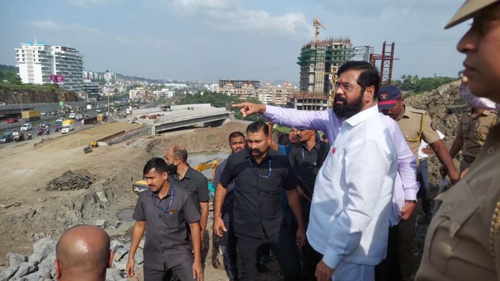 Chief Minister Eknath Shinde ordered to deploy 100 traffic warden at Chandni Chowk to regulate traffic