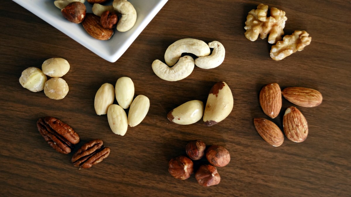 Eat these dry fruits daily to take care of eye health