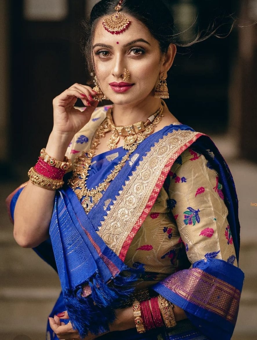 shruti marathe 7