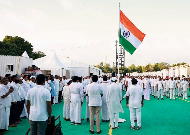 यात देशातील अनेक राज्यांमधून प्रवास करत नागरिकांशी संवाद साधला जाणार आहे, अशी माहिती काँग्रेसने दिली.