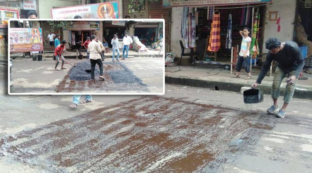 Filling of potholes on Ganpati Visarjan route in Dombivli is underway.