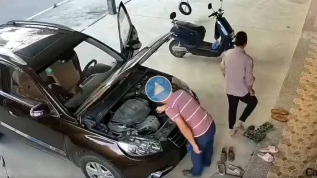 Automatic-Car-Accident-Video