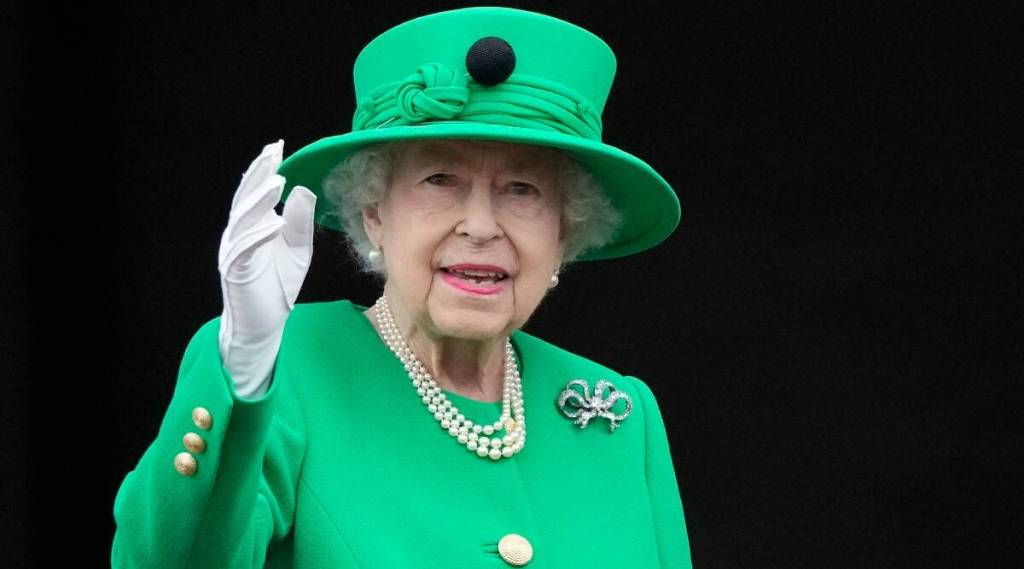 Queen Elizabeth II dies