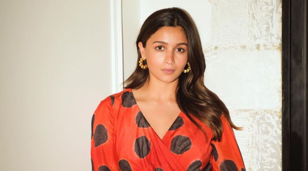 Brahmastra release date, Brahmastra latest news, Brahmastra ka bahishkar, Alia Bhatt on Boycott Brahmastra trend, Alia Bhatt on Boycott Brahmastra, alia bhatt ne boycott brahmastra par kya kaha, Alia Bhatt latest news, रणबीर कपूर ब्रह्मास्त्र, रणबीर कपूर, आलिया भट्ट, आलिया भट्ट बायकॉट ब्रह्मास्त्र, ब्रह्मास्त्र