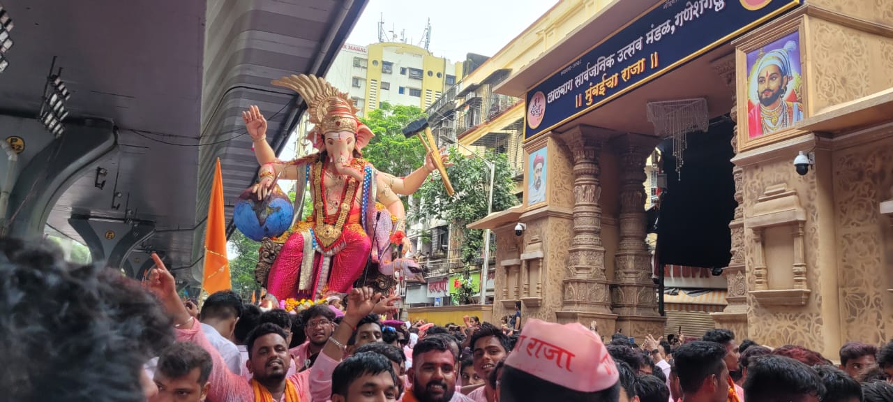 ganesh visarjan 2022 lalbaugh raja mumbaicha raja miravnuk photos