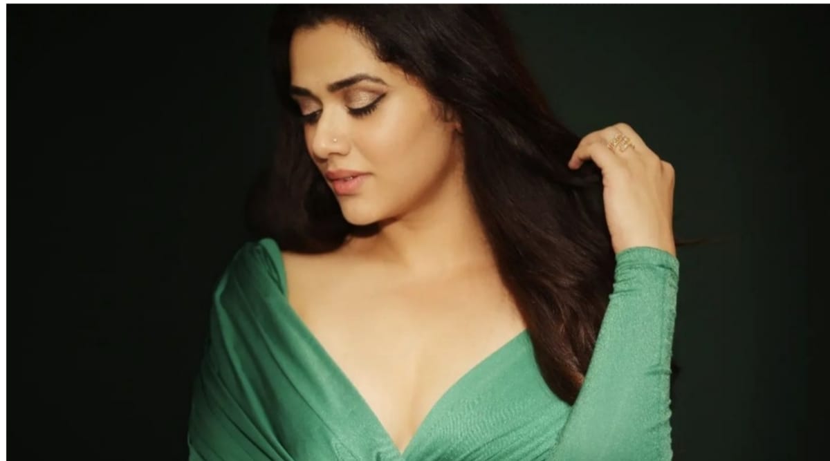 Girija Oak Xxx - marathi actress girija oak godbole shared pics with green dress on  instagram spg93 | à¤®à¤°à¤¾à¤ à¤®à¥‹à¤³à¥€ à¤…à¤­à¤¿à¤¨à¥‡à¤¤à¥à¤°à¥€ à¤—à¤¿à¤°à¥€à¤œà¤¾ à¤“à¤•à¤¨à¥‡ à¤«à¥‹à¤Ÿà¥‹à¤¶à¥‚à¤Ÿà¤®à¤§à¥‚à¤¨ à¤¦à¤¿à¤²à¤¾ à¤®à¤¹à¤¤à¥à¤µà¤¾à¤šà¤¾  à¤¸à¤‚à¤¦à¥