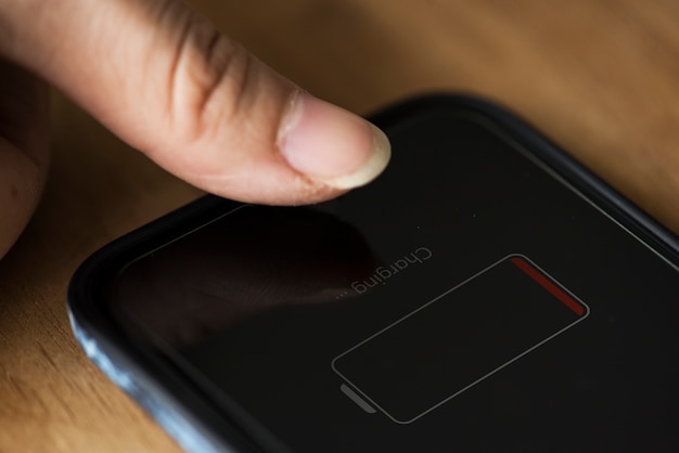 Mobile charging mistakes that everyone should avoid