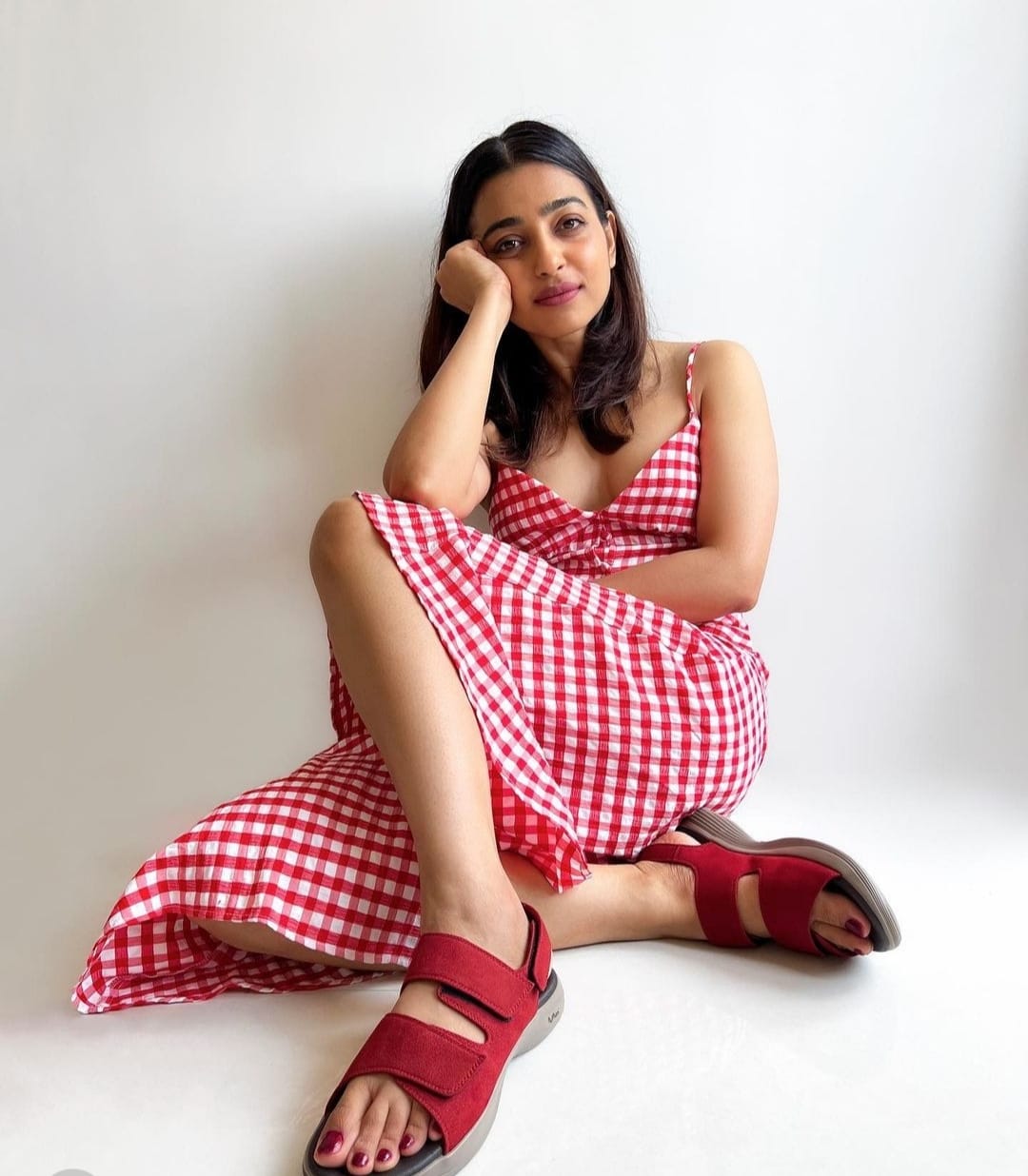 radhika apte 12