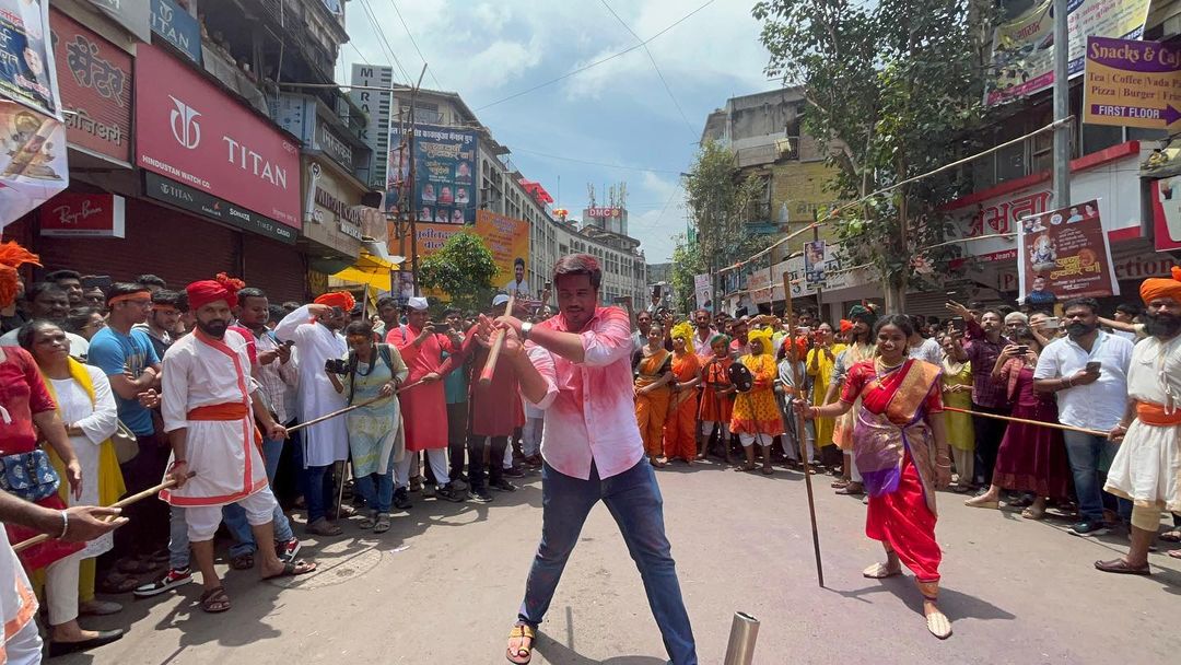 rohit pawar ganpati visarjan mirvnuk 2022 pune photos