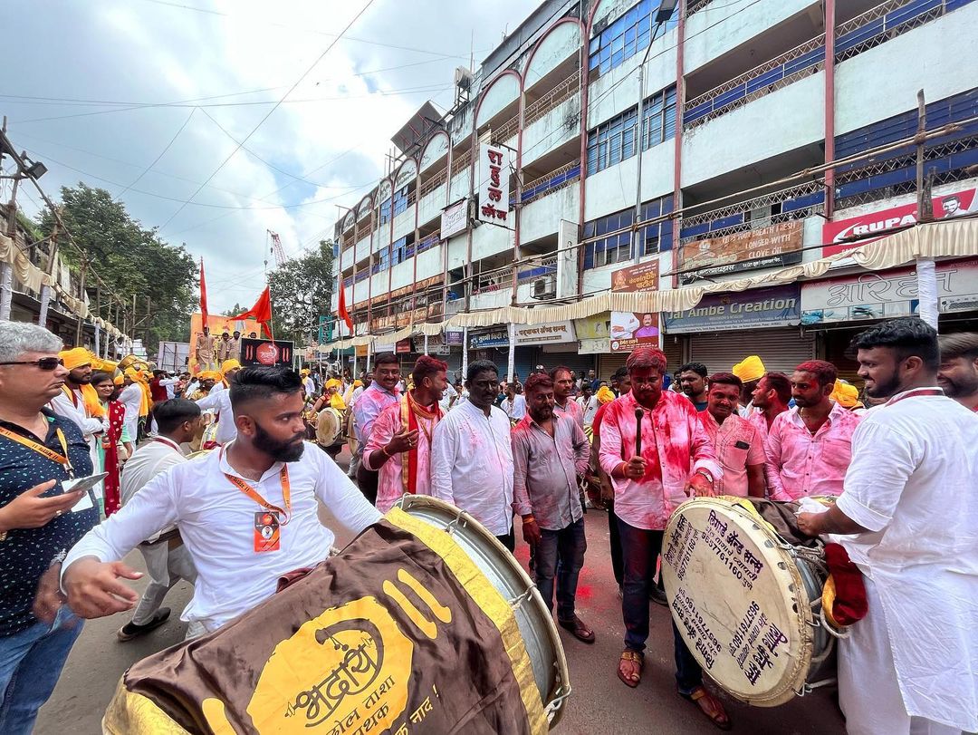 rohit pawar ganpati visarjan mirvnuk 2022 pune photos