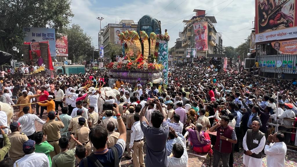 shrimant dagadusheth halawai ganpati visarjan mirvanuk 2022 photos 