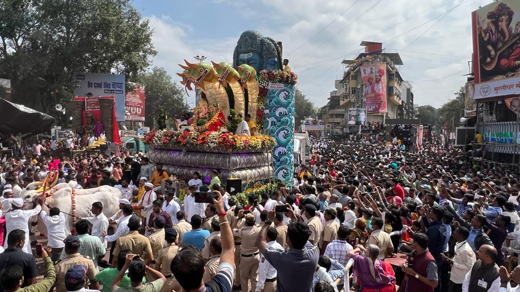 shrimant dagadusheth halawai ganpati visarjan mirvanuk 2022 photos 