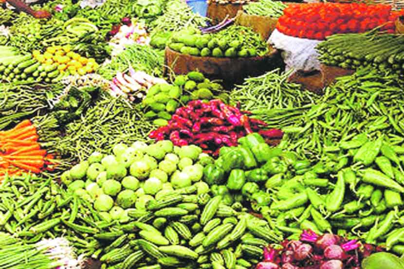 Economic dilemma of housewives due to increase in vegetable prices navi mumbai apmc