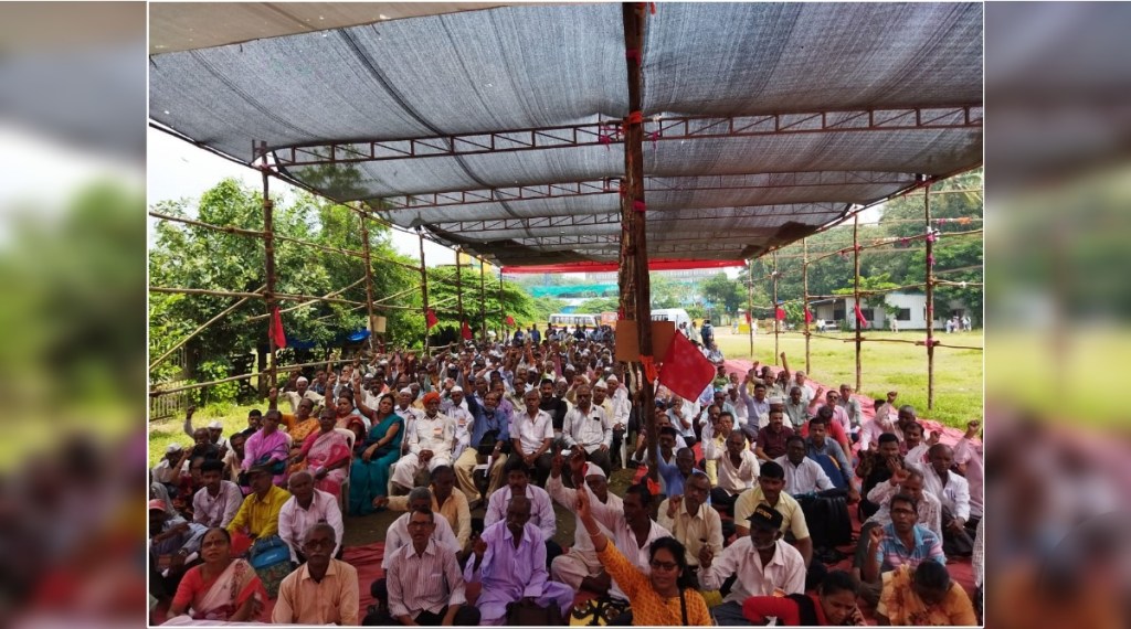 Agitation of mill workers at Azad Maidan