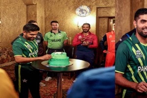 Aaron Finch brought a special cake for Babar; all the captains came together to celebrate