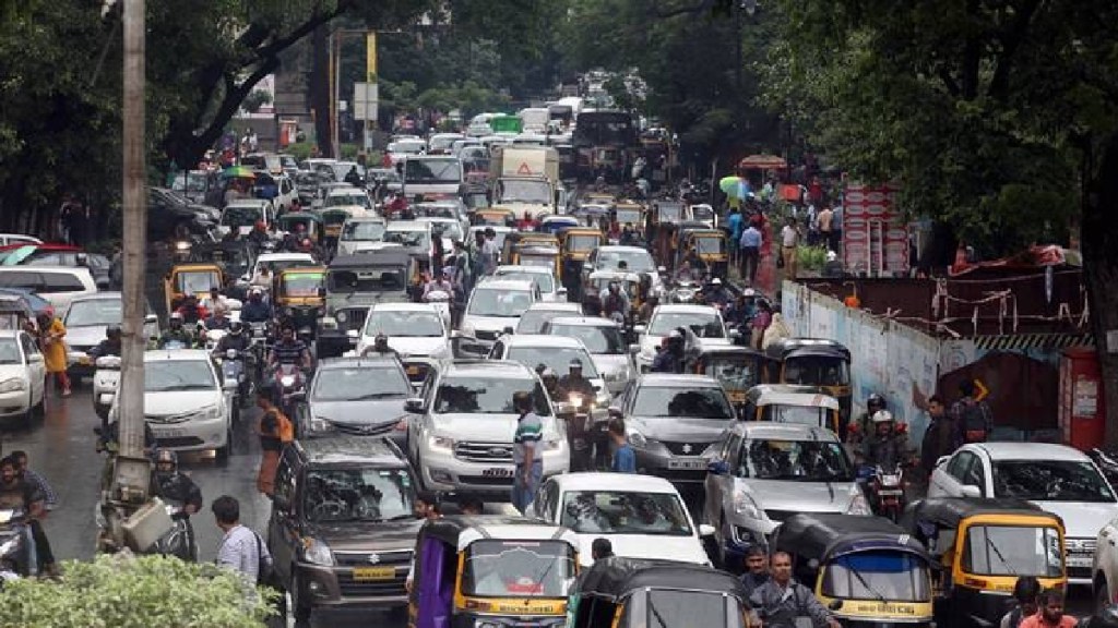 Pune Heavy traffic stopped on city highway on trial basis