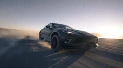 Aston Martin’ची सर्वात महागडी ‘ही’ SUV भारतात लाँच; वेग इतका की…