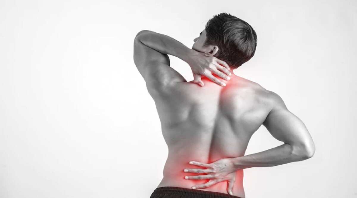 is-back-pain-and-chest-pain-warning-sign-of-cardiac-arrest-know-the