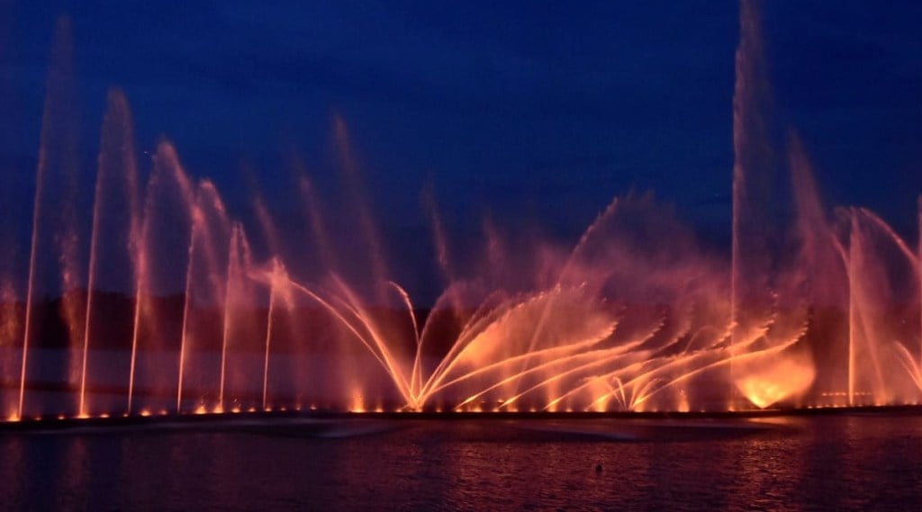 Musical fountain show in Futala nagpur