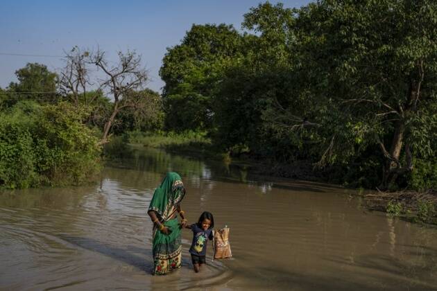 Delhi Migrants Affected by Flood