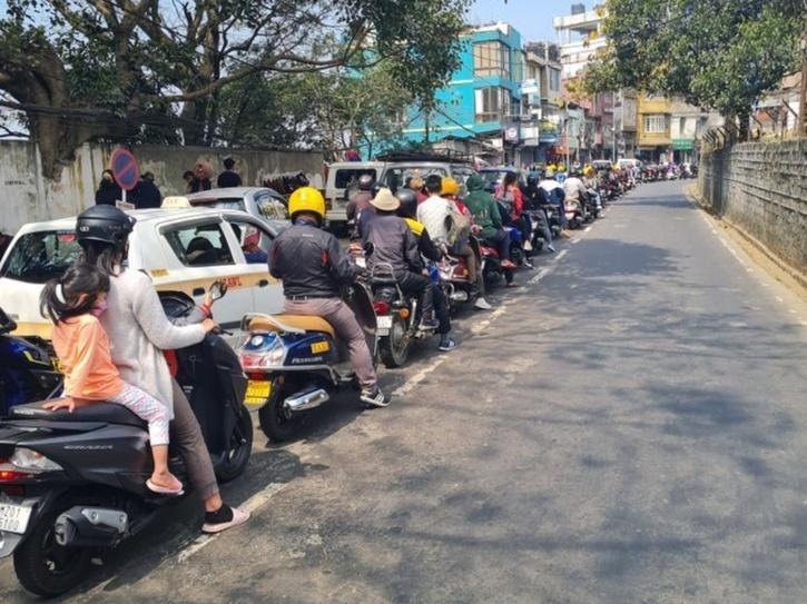 discipline on the road in Mizoram