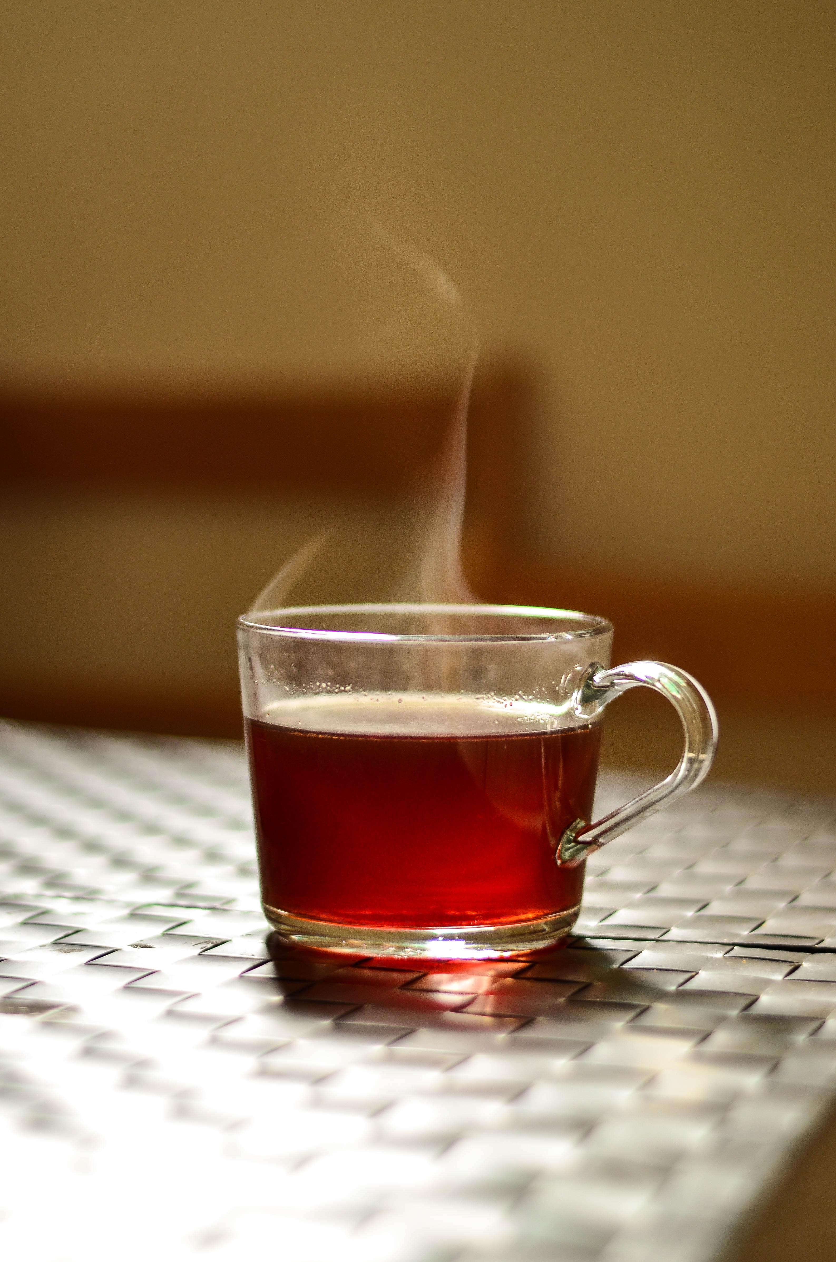 side effects of drinking tea on an empty stomach