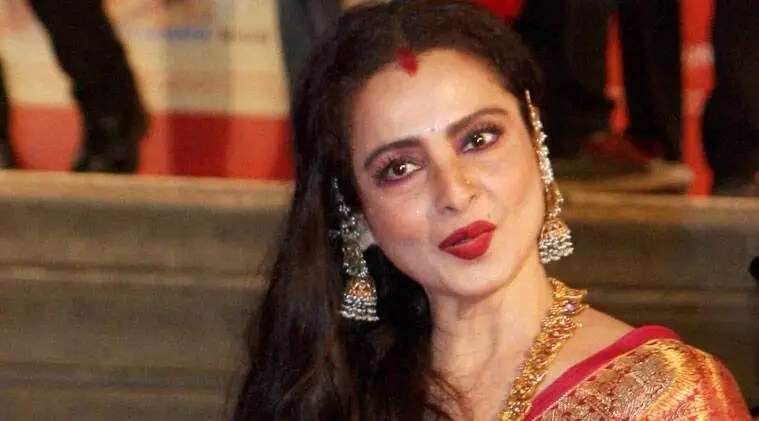 rekha birthday special when biswajeet chaterjee forcefully kissed her