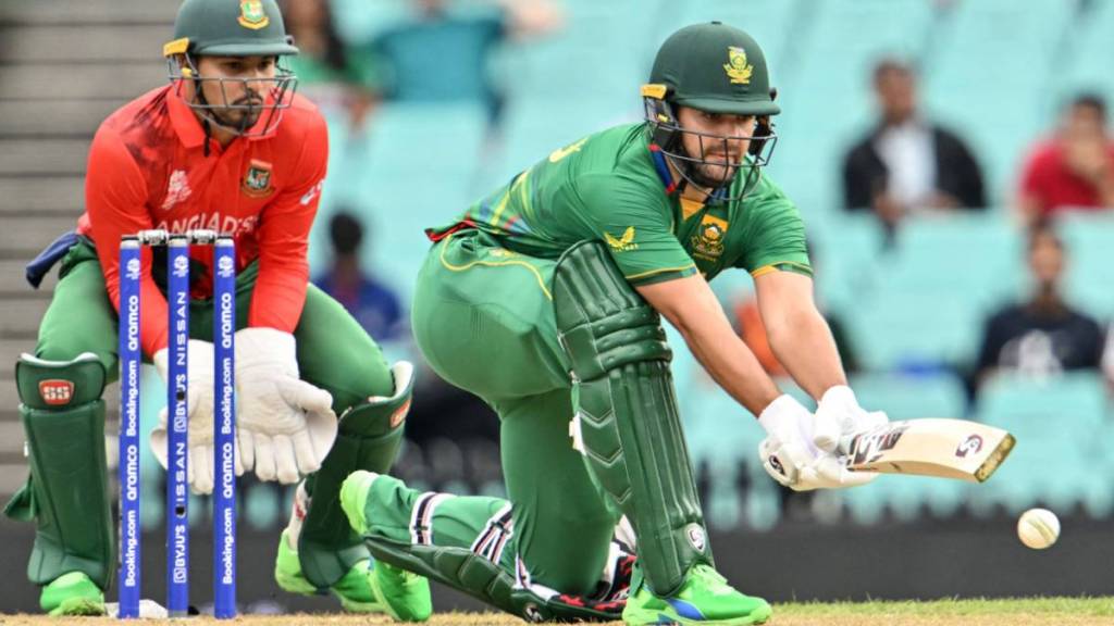 SA vs BAN T20 World Cup 2022 Riley Rosso's century helped South Africa set Bangladesh a target of 206 runs