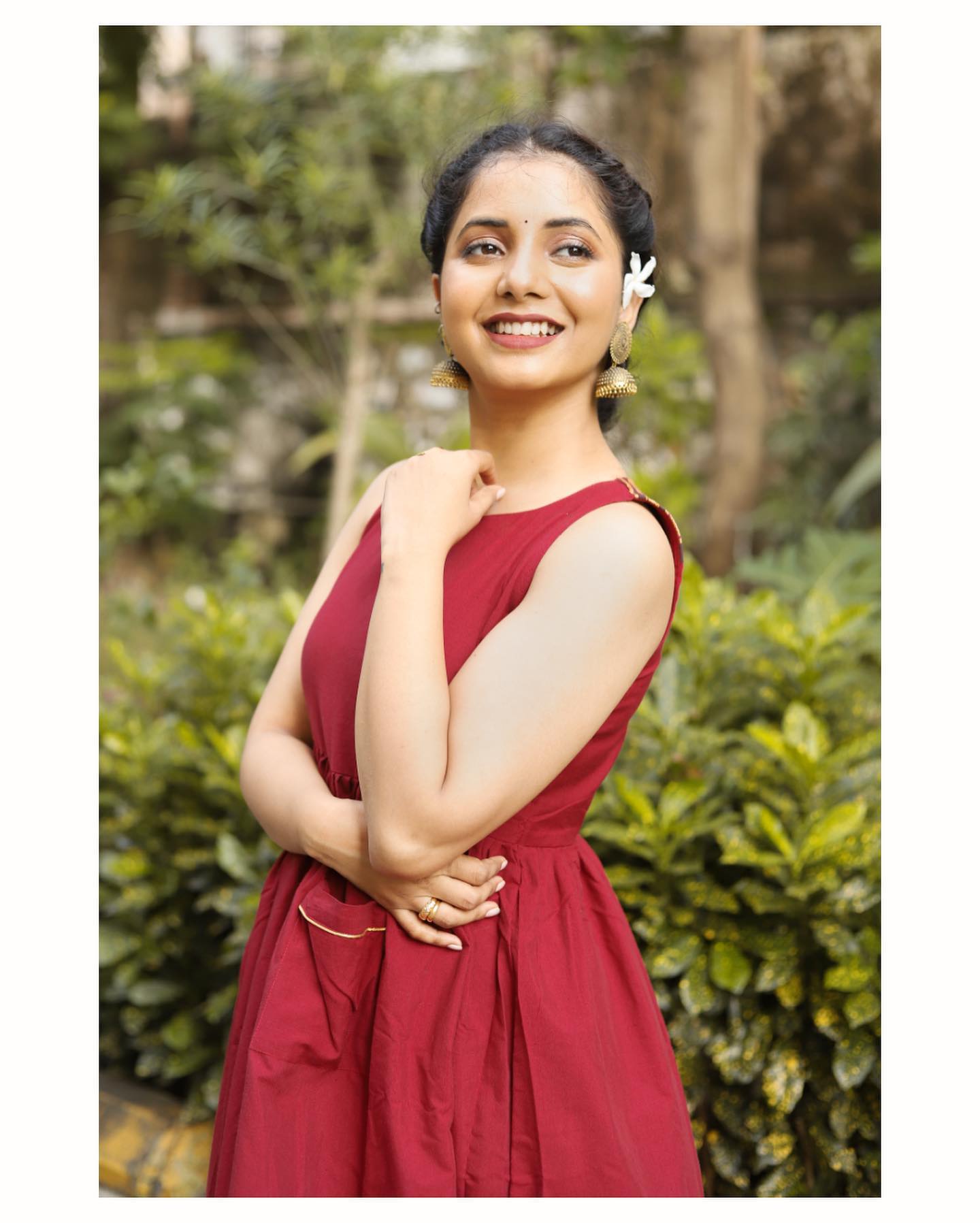 sayali sanjeev on vijay deverakonda photos 