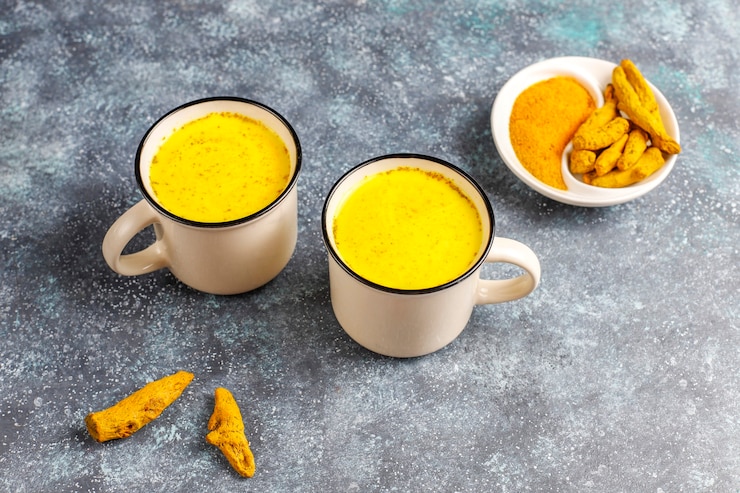 Ginger turmeric milk tulsi juice citrus fruits Natural Home remedies to protect yourself from air pollution