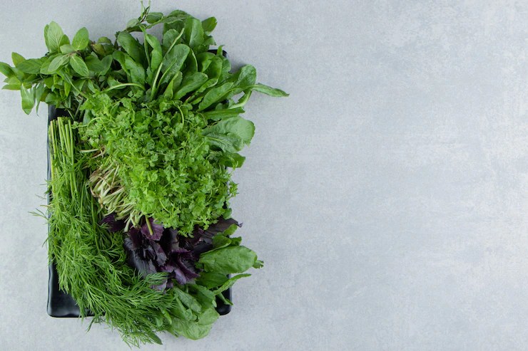 Winter food include these leafy vegetables in diet to stay healthy and fit during this cold season