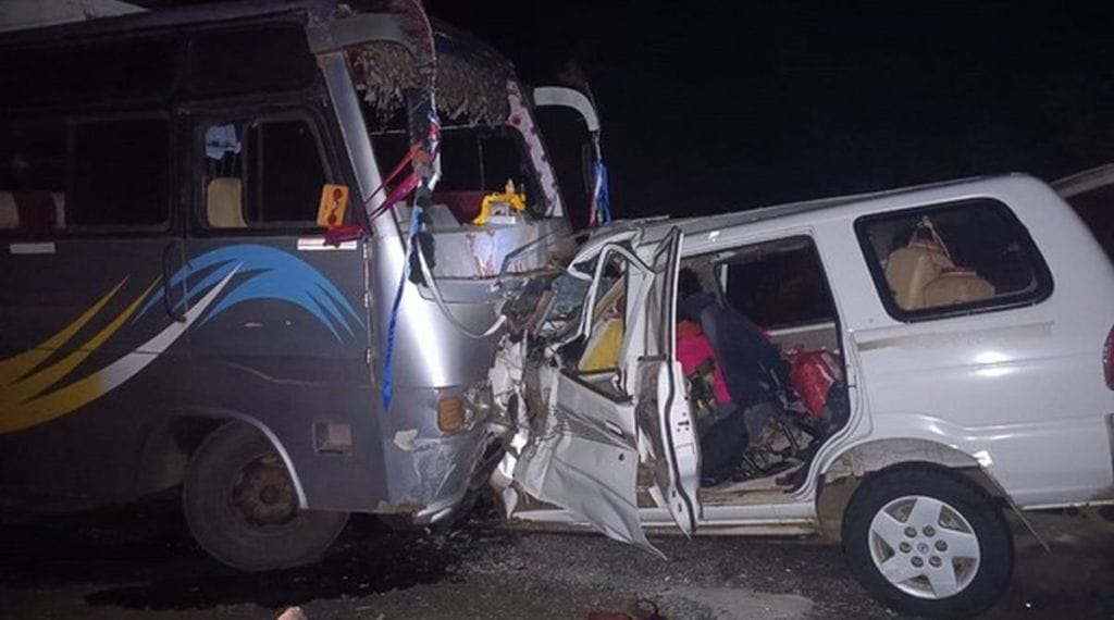 Madhya Pradesh Bus-Car Accident 