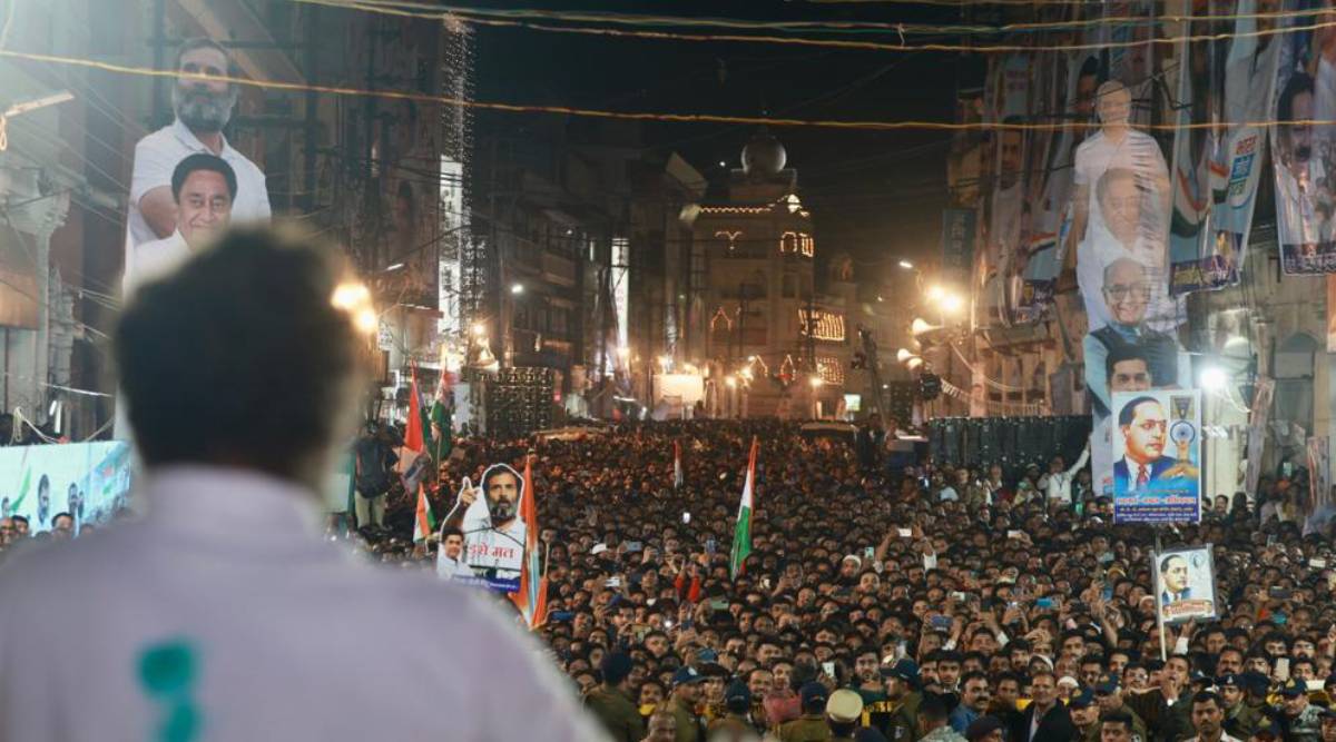 ७ सप्टेंबरला कन्याकुमारीतून सुरू झालेली 'भारत जोडो' यात्रा महाराष्ट्रानंतर २३ नोव्हेंबरला मध्य प्रदेशात दाखल झाली आहे. जनसभेला संबोधित करताना राहुल गांधी.