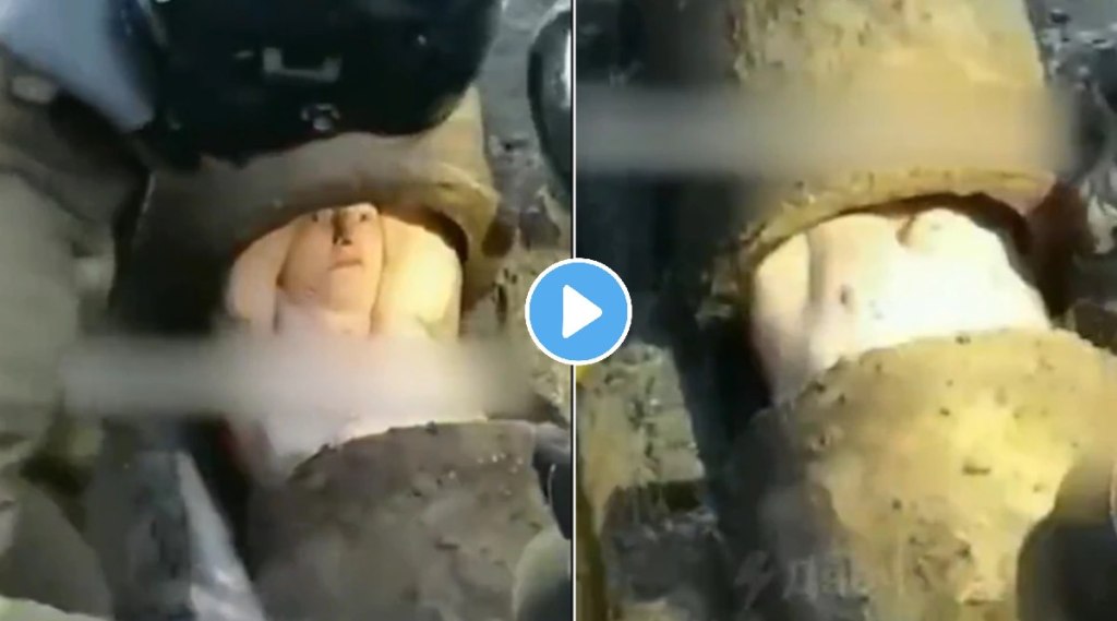 Man stuck in a sewer pipeline