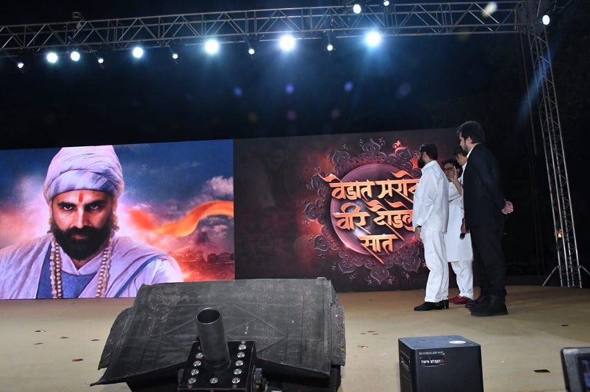 cm eknath shinde and raj thackeray at marathi movie event