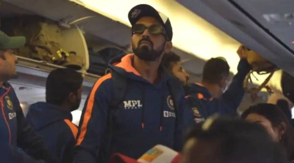 team india arrive in melbourne ahead of zimbabwe clash in t20 world cup