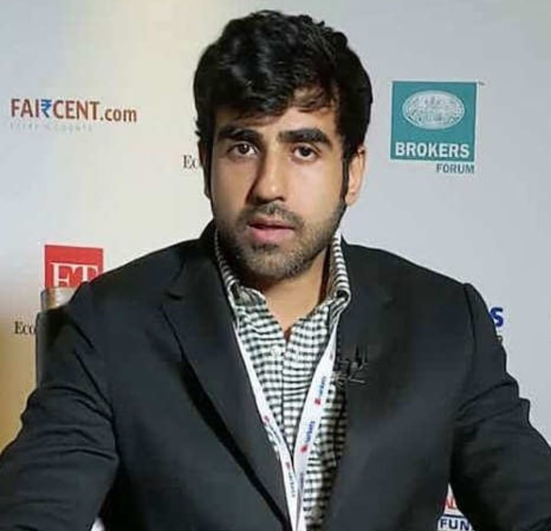 nikhil kamath