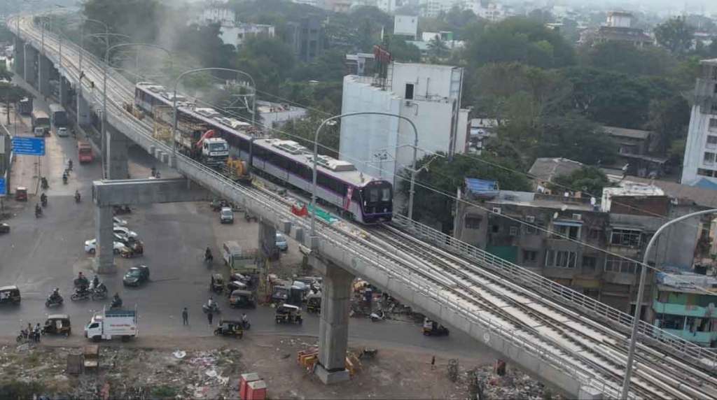 metro trial run in pune