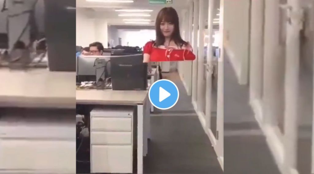 Viral Video of a woman