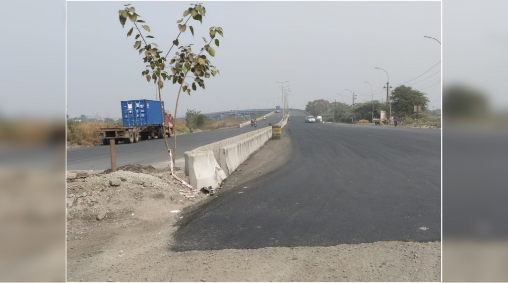 JNPT flyover became pothole free